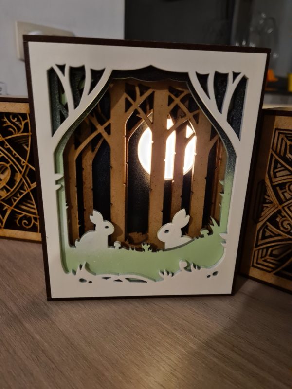 La lightbox Bunny in the wood